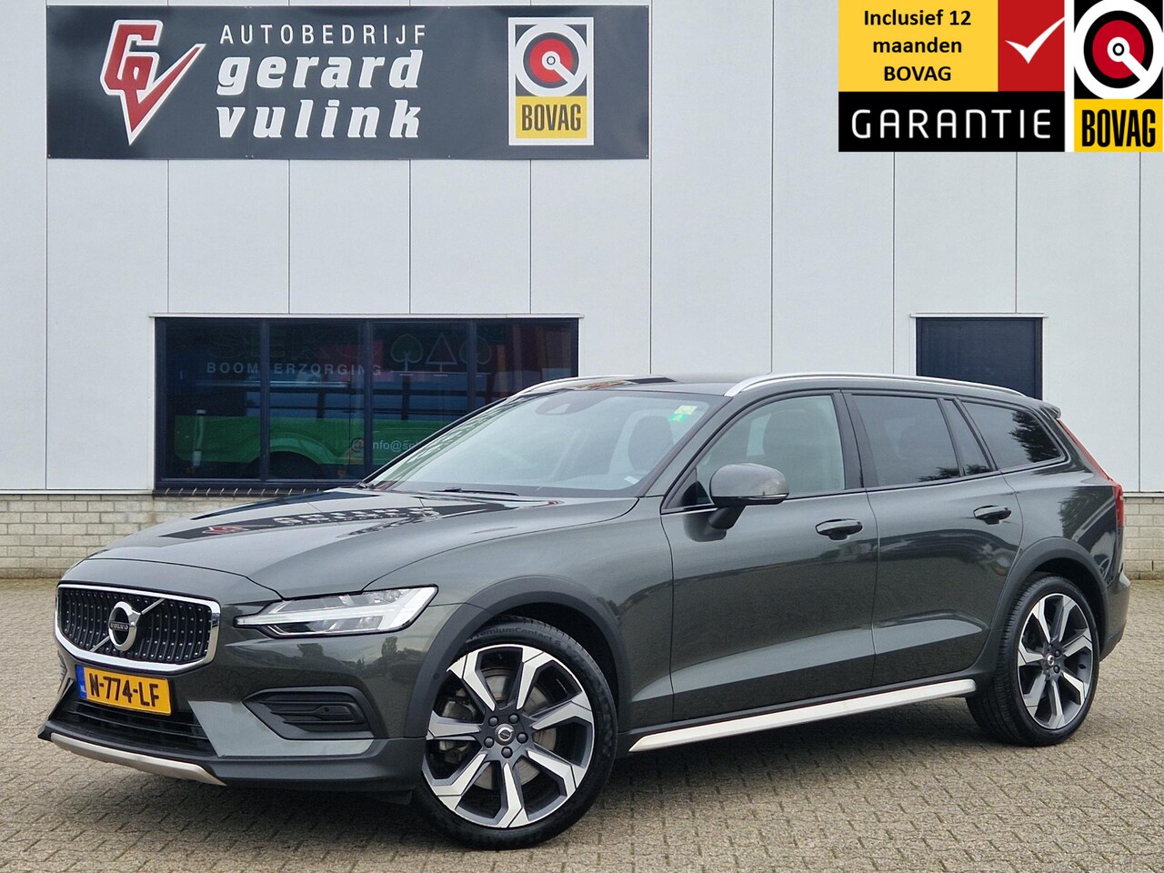 Volvo V60 Cross Country - 2.0 B5 250PK AWD PRO AUTOMAAT LEER TREKHAAK - AutoWereld.nl