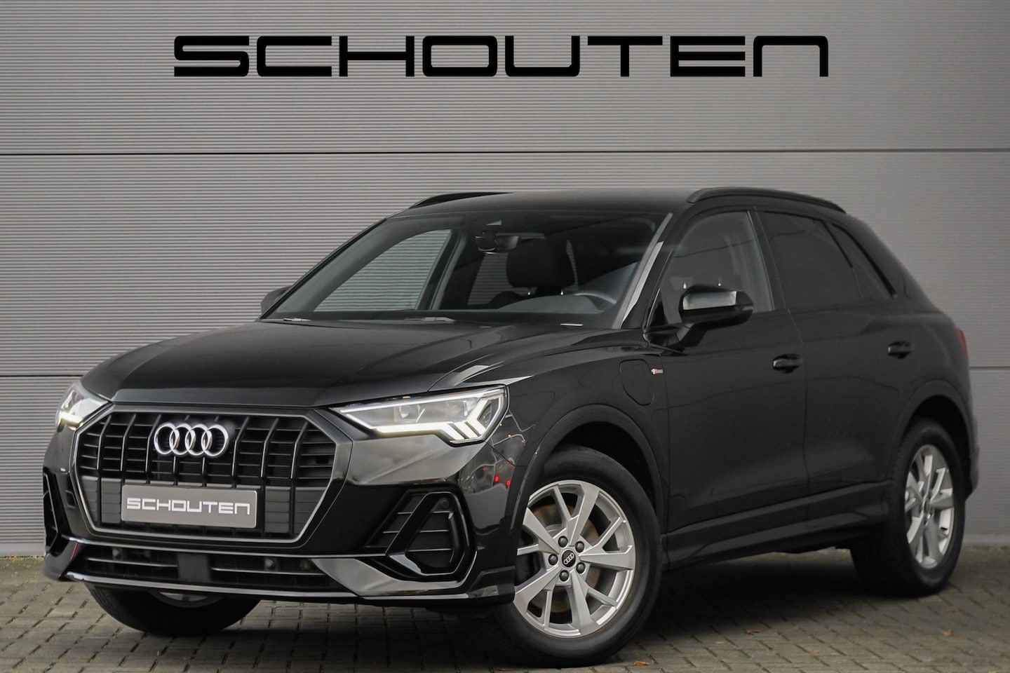 Audi Q3 - 45 TFSI e S Line PHEV ACC Black Pack Trekhaak BTW - AutoWereld.nl