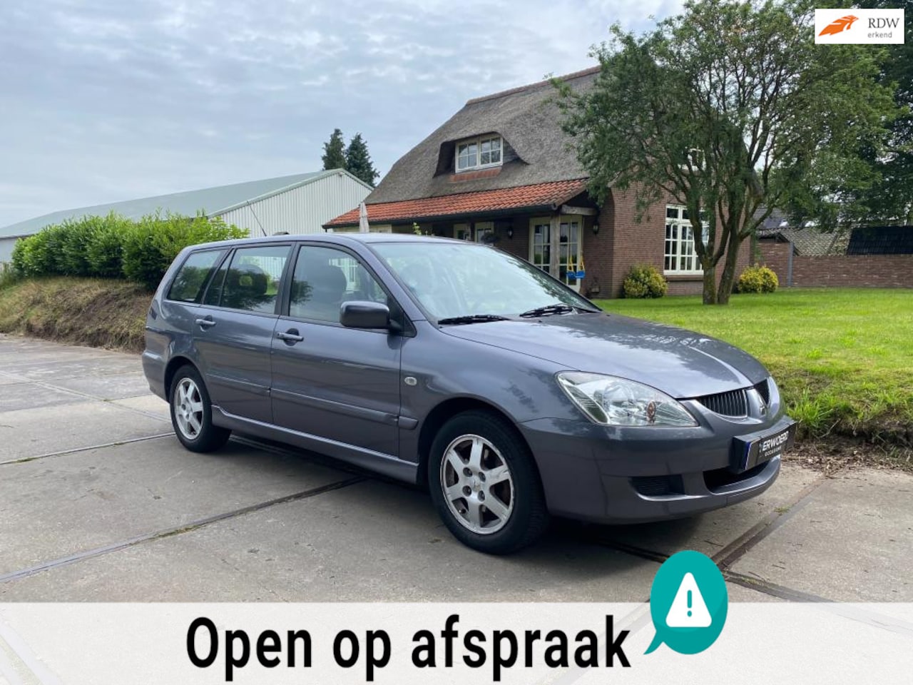 Mitsubishi Lancer Station Wagon - 1.6 Comfort|AUTOMAAT|TREKHAAK|AIRCO|NAP|NL-AUTO|BOEKJES|2 KEYS - AutoWereld.nl