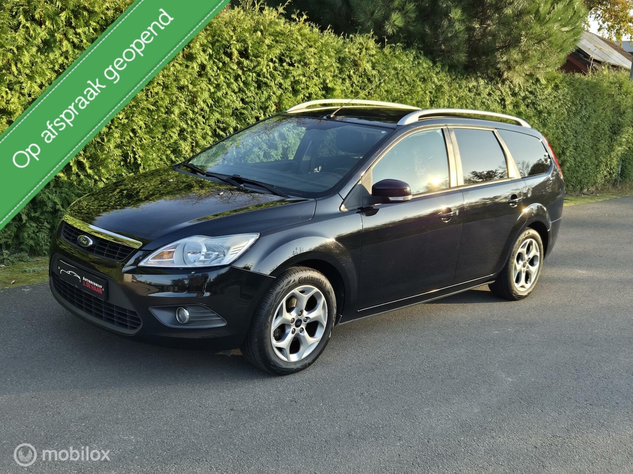 Ford Focus Wagon - 1.6 Comfort Airco Pdc Navi Trekhaak - AutoWereld.nl