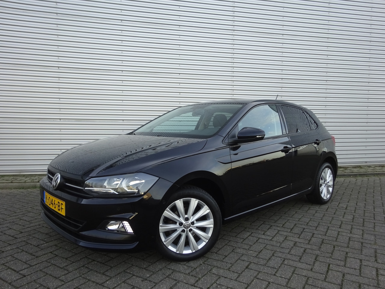 Volkswagen Polo - 1.0 TSI Comfortline 1e Eigenaar / Navi / Apple-Carplay / Cruise Control - AutoWereld.nl