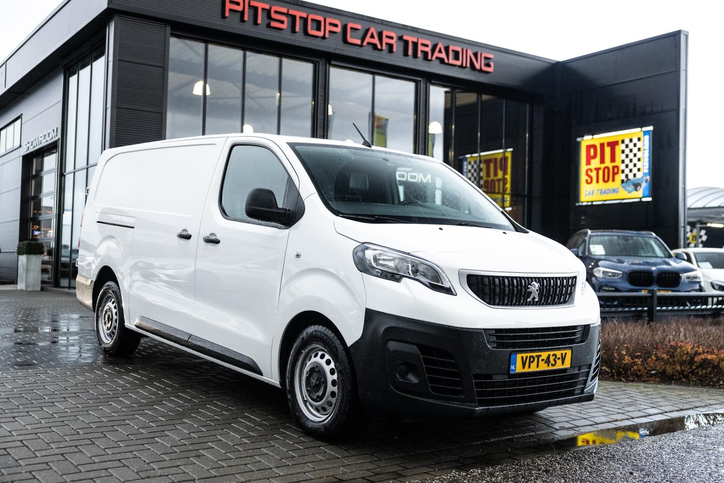 Peugeot Expert - 2.0 BlueHDI 120 Long Pro 2.0 BlueHDI 120 Long Pro, L3H1, 122pk, 3-Persoons, Cruise, Airco, nieuw model! - AutoWereld.nl