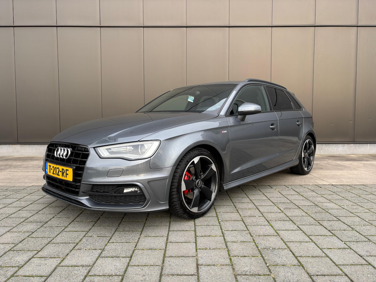 Audi A3 Sportback - 1.4 TFSI Ambition Pro Line S - AutoWereld.nl