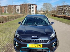 Kia e-Niro - DynamicPlusLine 64kWh Warmtepomp, gravity blue