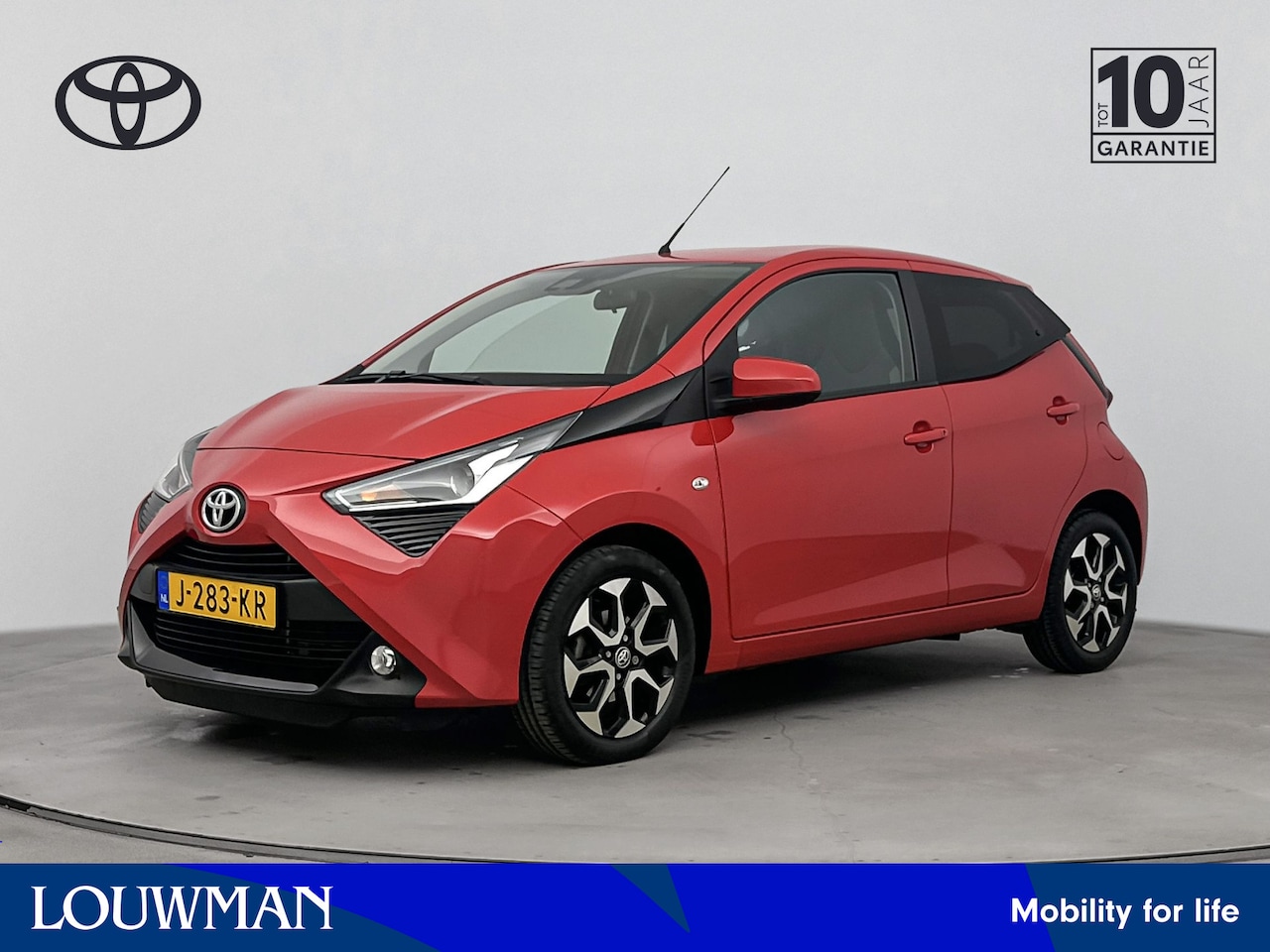 Toyota Aygo - 1.0 VVT-i x-joy | LM velgen | Airco | Apple Carplay/Android Auto | - AutoWereld.nl