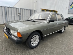 Peugeot 604 - 2.8 V6 GTI