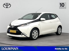 Toyota Aygo - 1.0 VVT-i x-nav | Camera | Airco | Reservering Dirk t/m 26 november