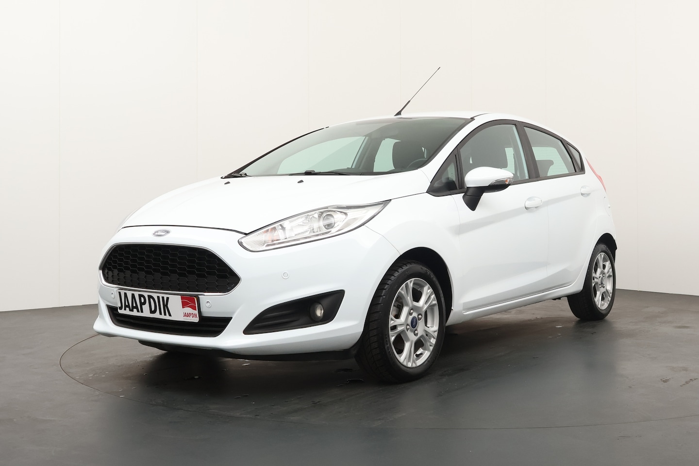 Ford Fiesta - BWJ 2017 / 81 PK 1.0 Style Ultimate | AIRCO | CRUISE | NAVI | PDC | LMV | - AutoWereld.nl