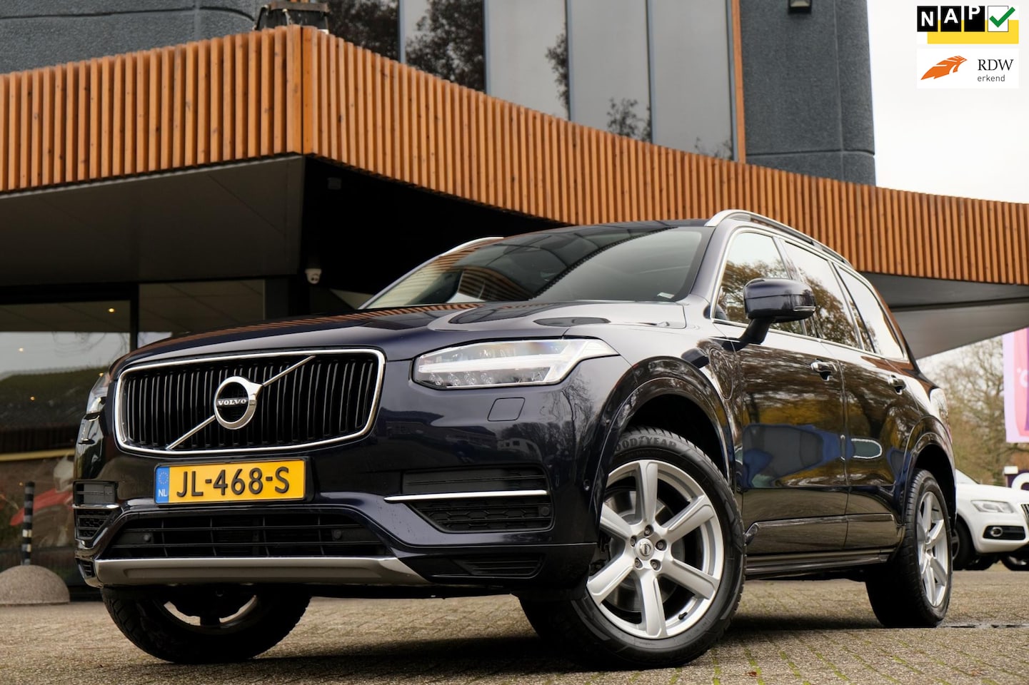 Volvo XC90 - 2.0 T8 Twin Engine AWD/ERAD nieuw/7-Zits/Panoramadak/ - AutoWereld.nl