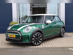 MINI Cooper - 1.5 Camden Automaat | PDC achter | Carplay | Navi | Cruise Control | LED