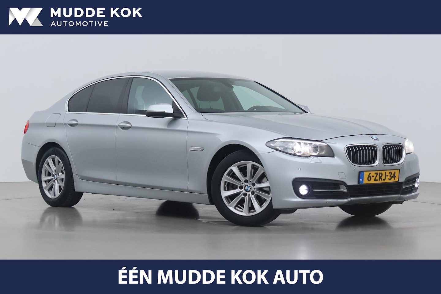 BMW 5-serie - 520i Executive | PDC V+A | Getint Glas | Elek. Bestuurdersstoel+Achterklep | 17 Inch | - AutoWereld.nl