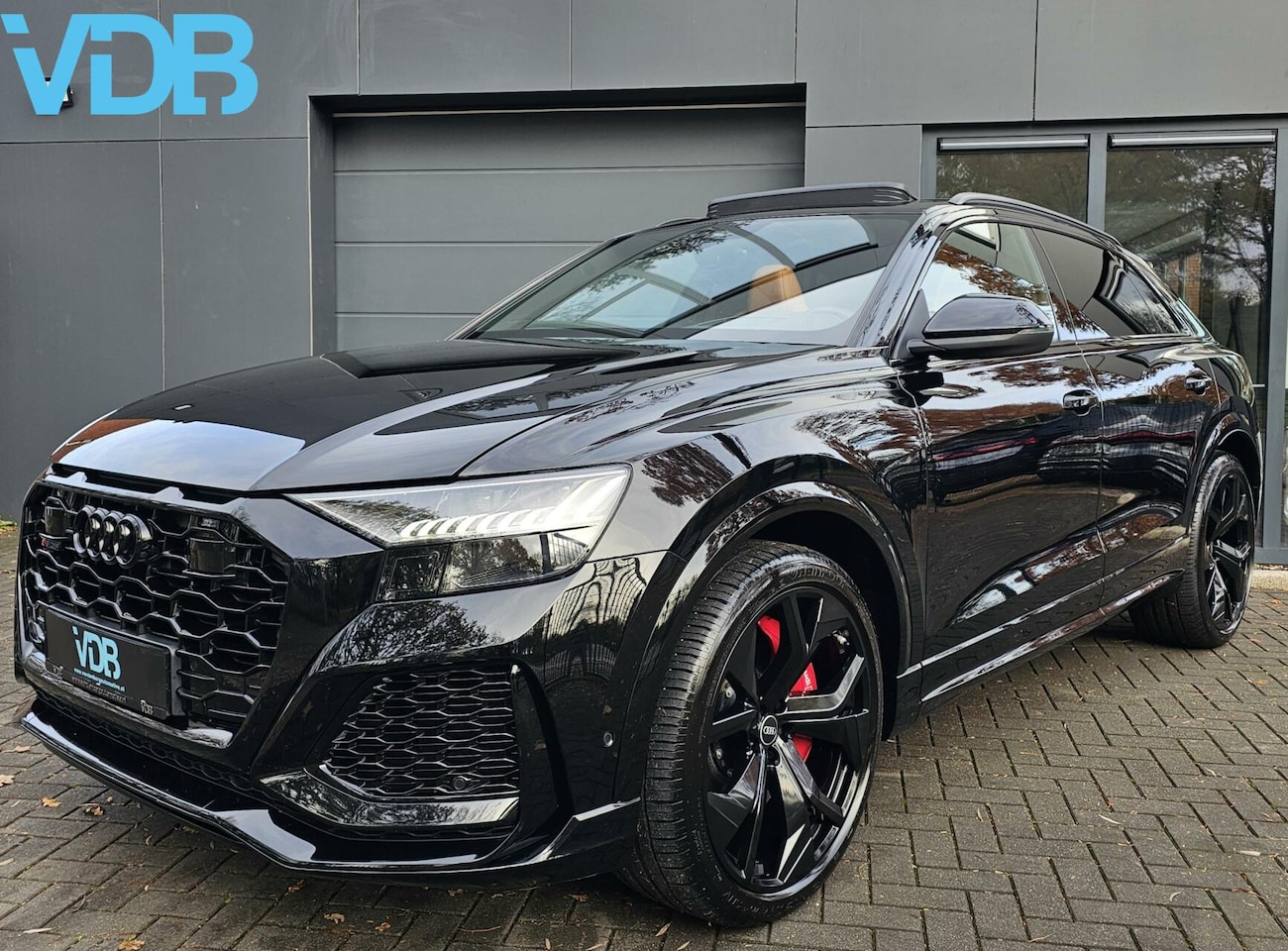 Audi RSQ8 - 4.0 TFSI QUATTRO BLACK EDITION PANO KERAMISCH - AutoWereld.nl