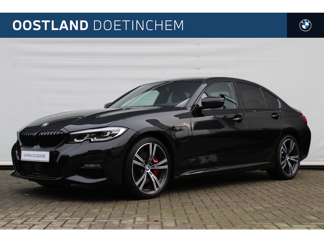 BMW 3-serie - 330e High Executive M Sport Automaat / Sportstoelen / Stoelverwarming / LED / Parking Assi - AutoWereld.nl