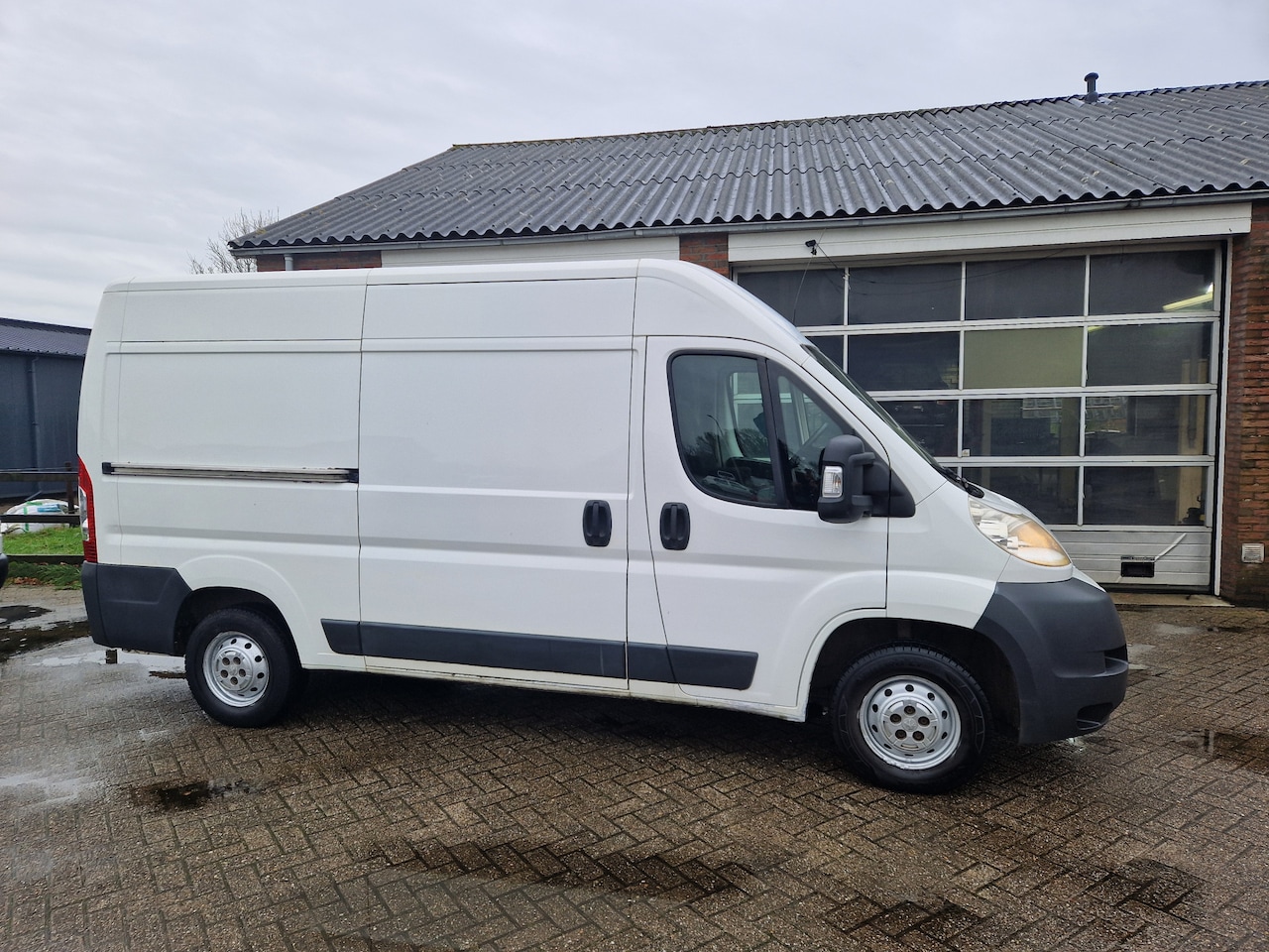 Peugeot Boxer - 2.2 HDI L2H2 "Profit+" Airco - Trekhaak - Schuifdeur - Apk 18-08-2025 !! - AutoWereld.nl