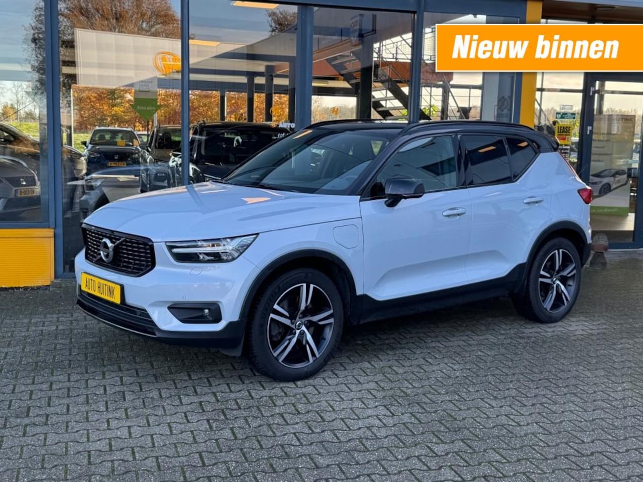 Volvo XC40 - 1.5 T5 Recharge R-Design - el. stoel memory - camera - henk - AutoWereld.nl