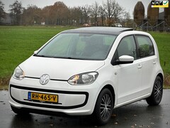 Volkswagen Up! - 1.0 high up BlueMotion | Pano | Leer