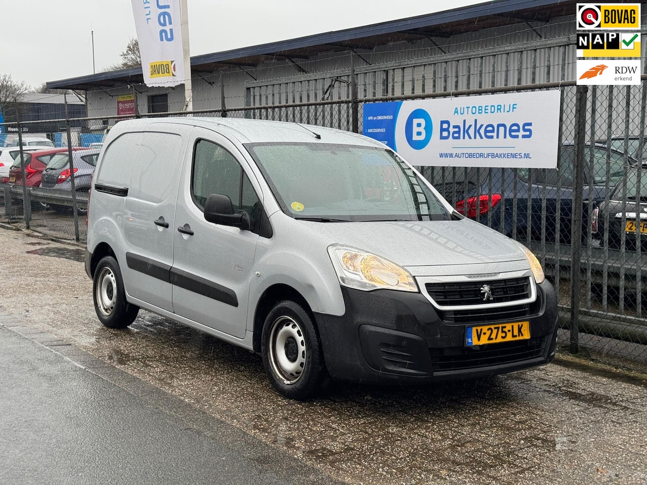 Peugeot Partner - 120 1.6 BlueHDi L1 Pro | 1e eig | Airco | Cruise | Bluetooth - AutoWereld.nl