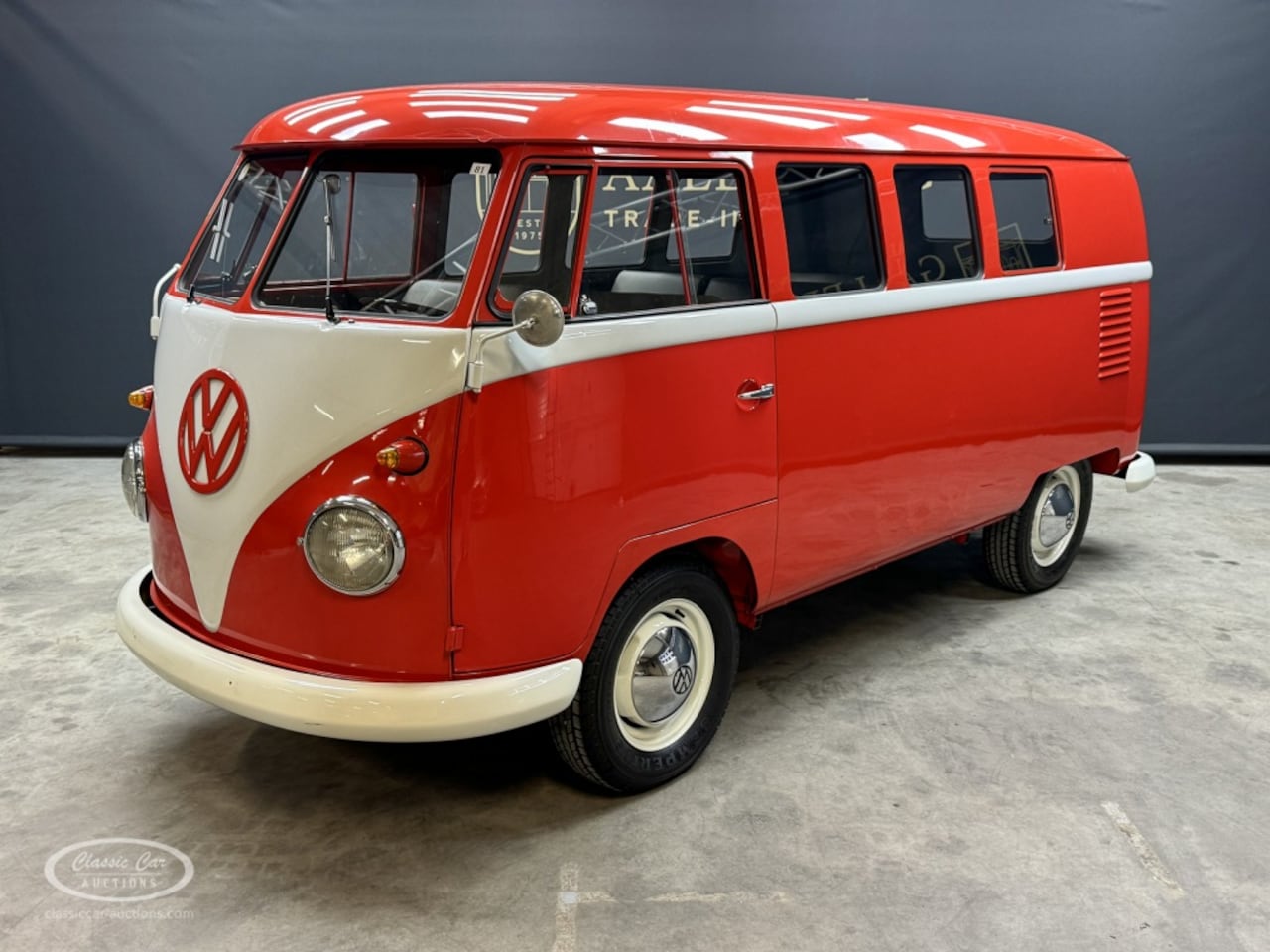 Volkswagen T1 - Brandweer  - ONLINE AUCTION - AutoWereld.nl