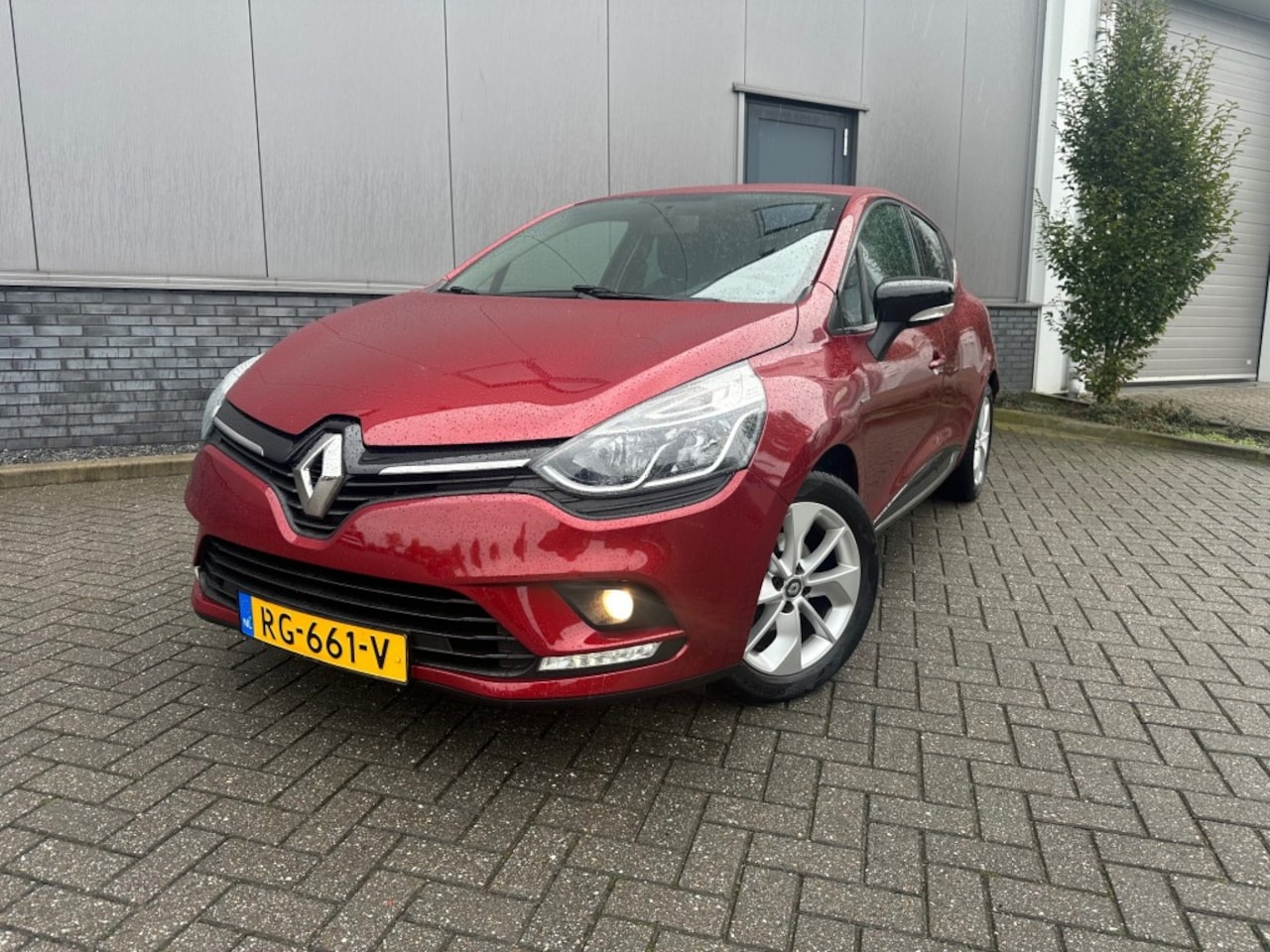 Renault Clio - 0.9 TCe Limited Ned auto+Nap - AutoWereld.nl