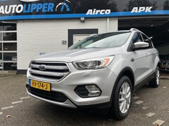 Ford Kuga - 1.5 EcoBoost ST Line /AWD/Zomer winter set lm velgen/Trekhaak/Automaat/Nieuwe D riem