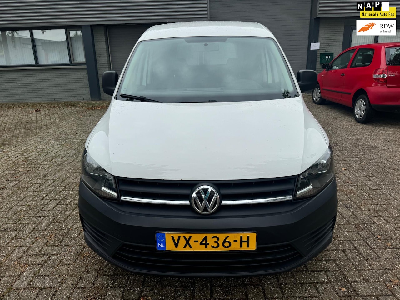 Volkswagen Caddy - 2.0 TDI L1H1 BMT Trendline 2.0 TDI L1H1 BMT Trendline - AutoWereld.nl