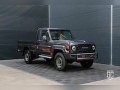 Toyota Land Cruiser - GRJ79 Single Cab LX-E A/T