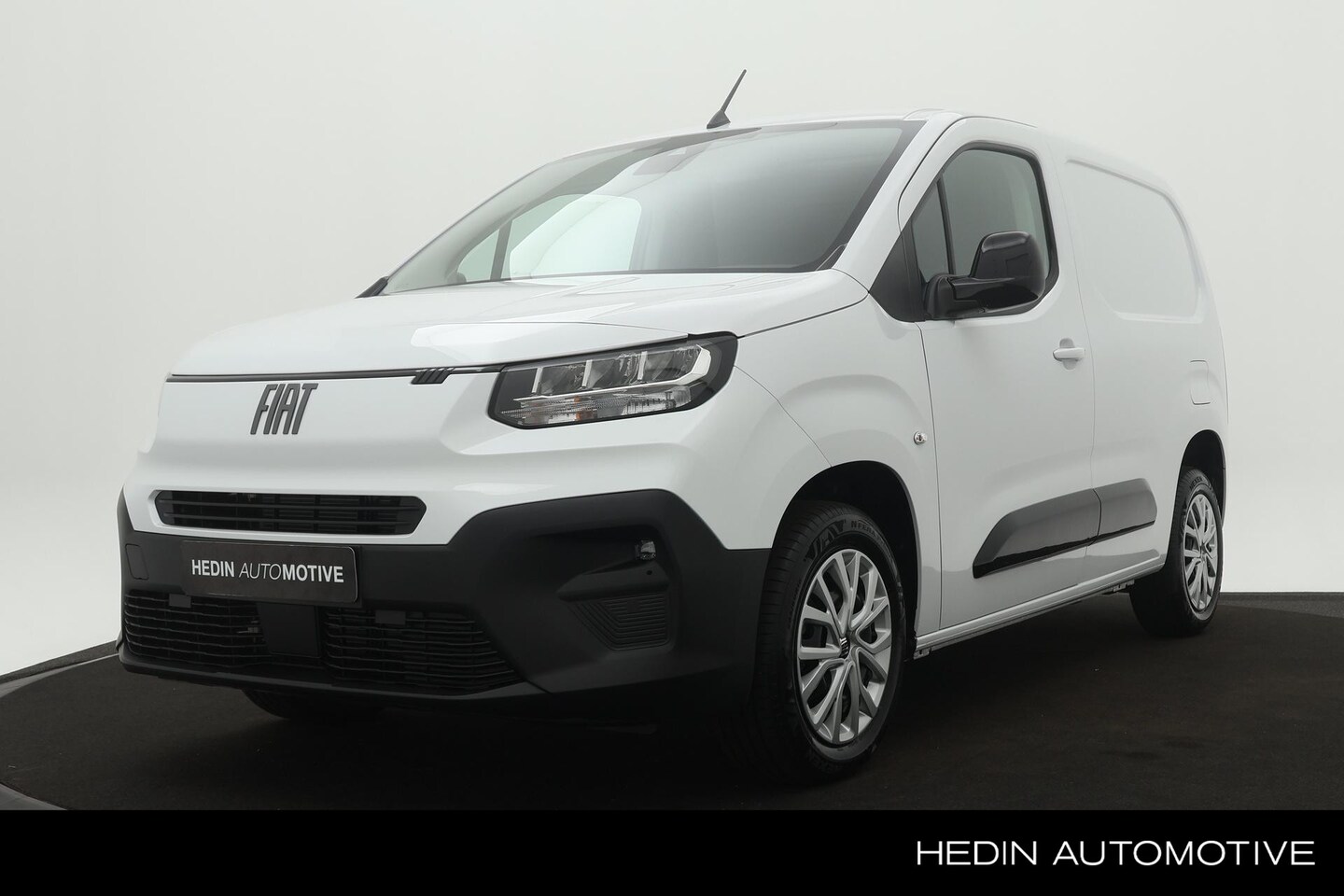 Fiat Doblò - 1.5D 100pk S&S L1 1000kg Trekhaak | Apple carplay/Android auto | Stoelverwarming - AutoWereld.nl