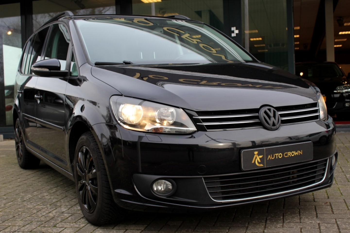 Volkswagen Touran - 1.2 TSI Trendline 7persoons Navi - AutoWereld.nl