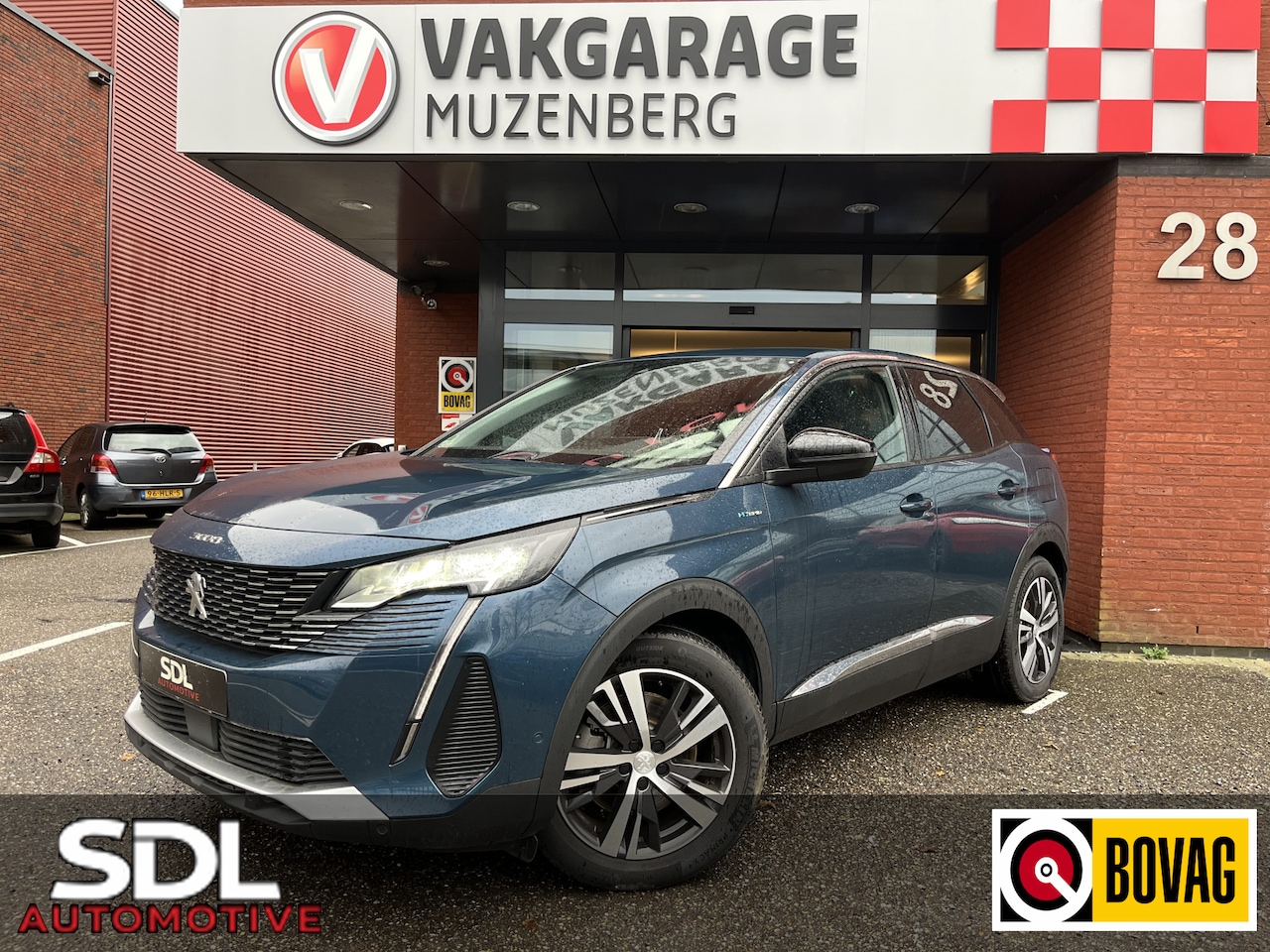 Peugeot 3008 - 1.6 HYbrid 225 Allure // VIRTUAL COCKPIT // FULL LED // DODEHOEK // HALF LEDER // NAVI+CAR - AutoWereld.nl