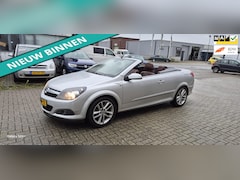 Opel Astra TwinTop - 2.0 T Cosmo