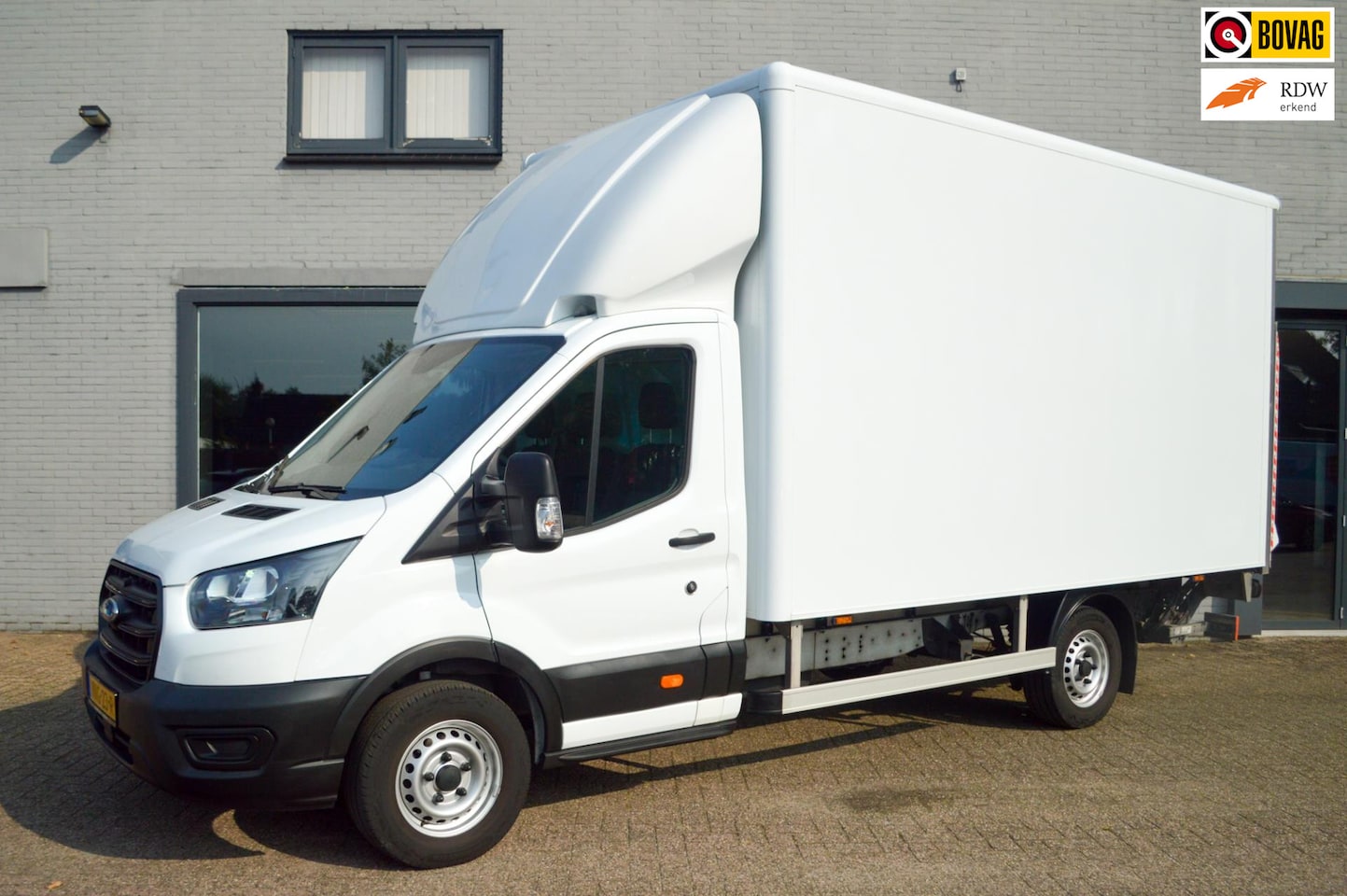 Ford Transit - 350 2.0 TDCI MEUBELBAK|EURO 6|LAADKLEP|ZIJDEUR |20m³|3ZITS - AutoWereld.nl