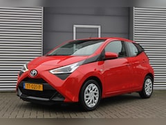 Toyota Aygo - 1.0 VVT-i x-play I AUT. I 5 DRS. I CARPLAY I CAMERA I AIRCO