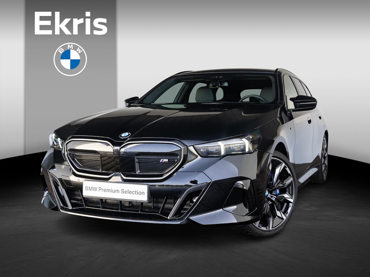 BMW i5 Touring - eDrive40 M Sportpakket Pro | Travel Pack | Elektrische Trekhaak | Stoelventilatie | Bowers - AutoWereld.nl