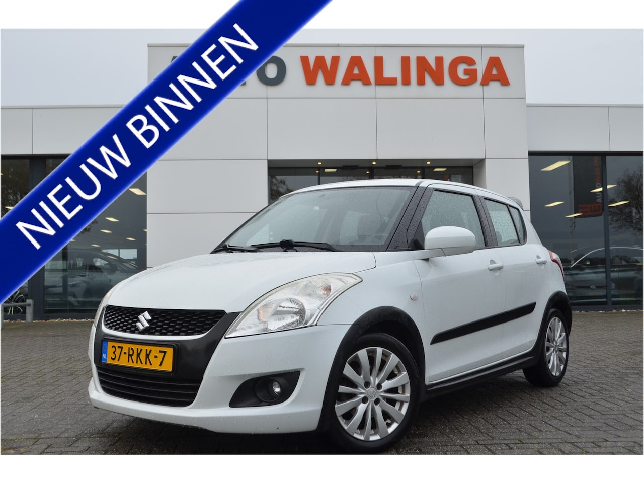 Suzuki Swift - 1.2 Comfort EASSS GT-Pakket | Stoelverwarming | 16'' LMV | Airco | 5 drs | NL auto - AutoWereld.nl