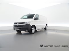 Volkswagen Transporter - 2.0 TDI L2H1 28 Comfortline 110pk | Navi | Cruise | Trekhaak | Apple CarPlay