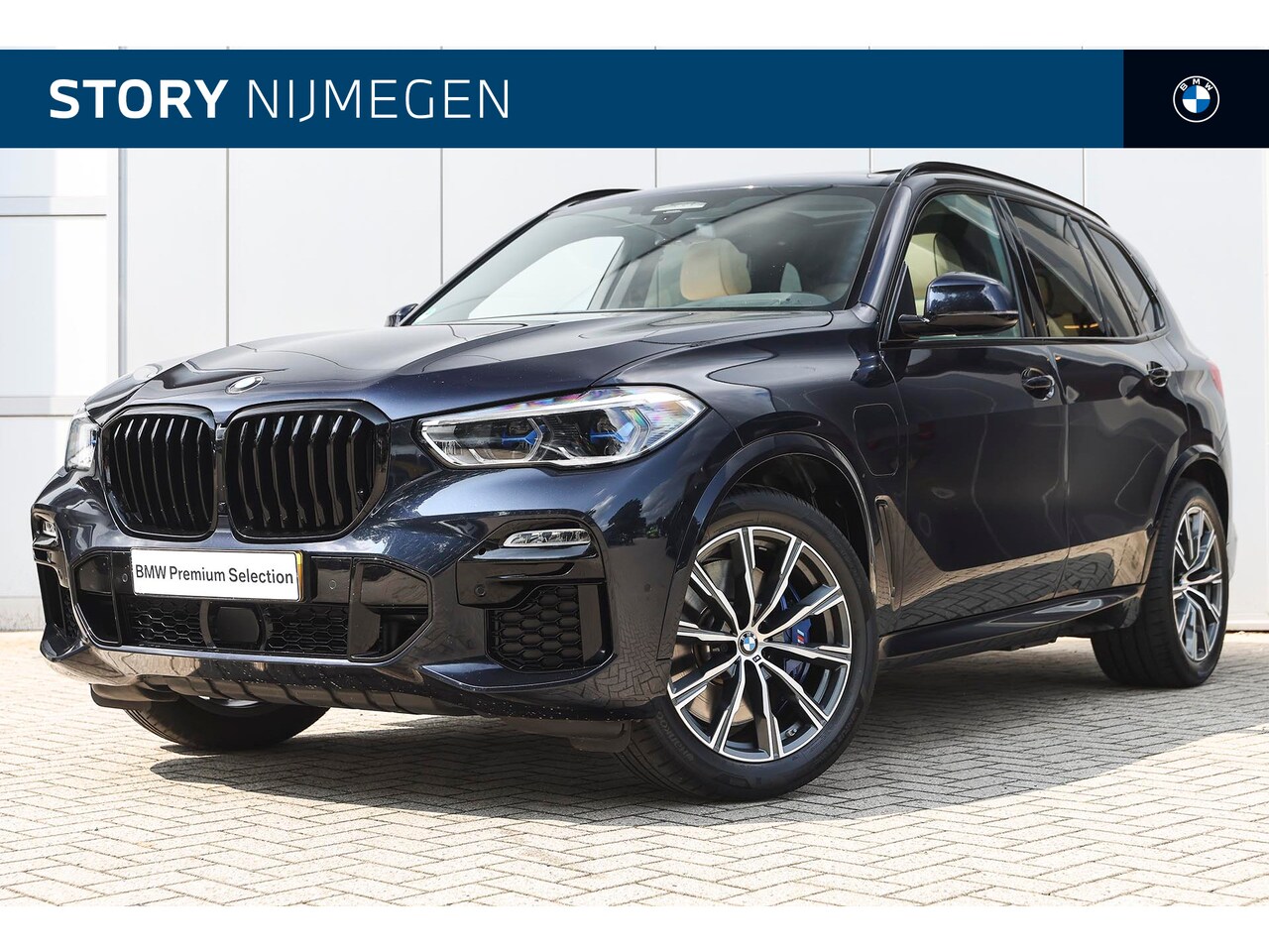 BMW X5 - xDrive45e High Executive M Sport Automaat / Panoramadak / Trekhaak / Laserlicht / Sportsto - AutoWereld.nl