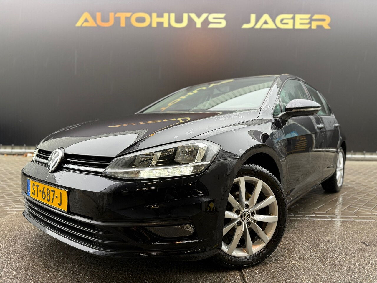 Volkswagen Golf - 1.0 TSI Trendline 1.0 TSI Trendline - AutoWereld.nl