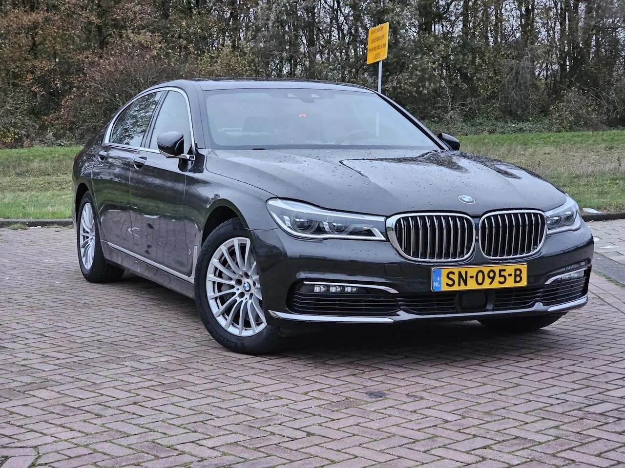 BMW 7-serie - 750i xDrive High Executive 750i xDrive High Executive - AutoWereld.nl