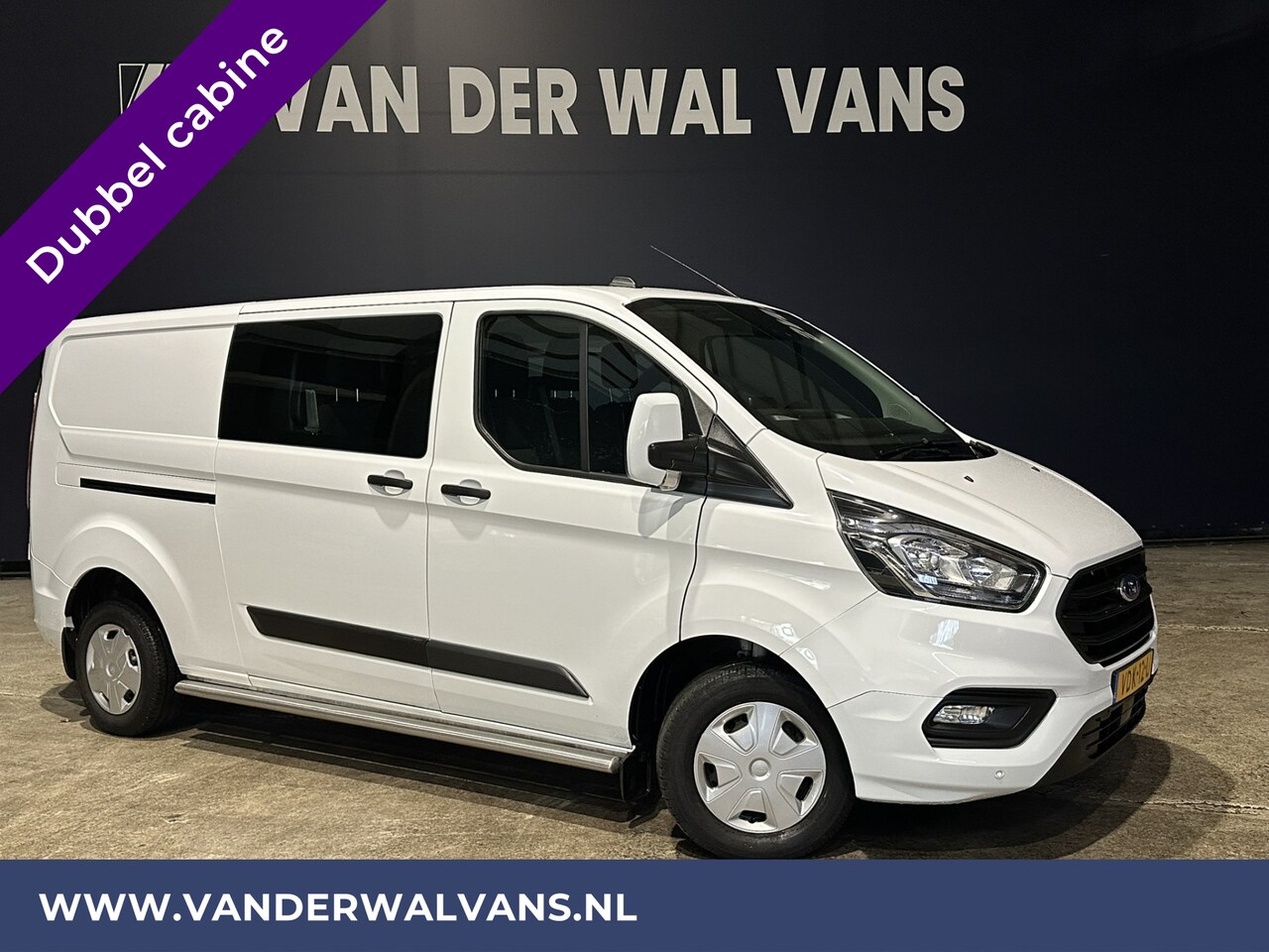 Ford Transit Custom - 2.0 TDCI 130pk L2H1 Dubbele Cabine Euro6 Airco | 6-Zits | 2800kg Trekhaak Camera, LED, Cru - AutoWereld.nl