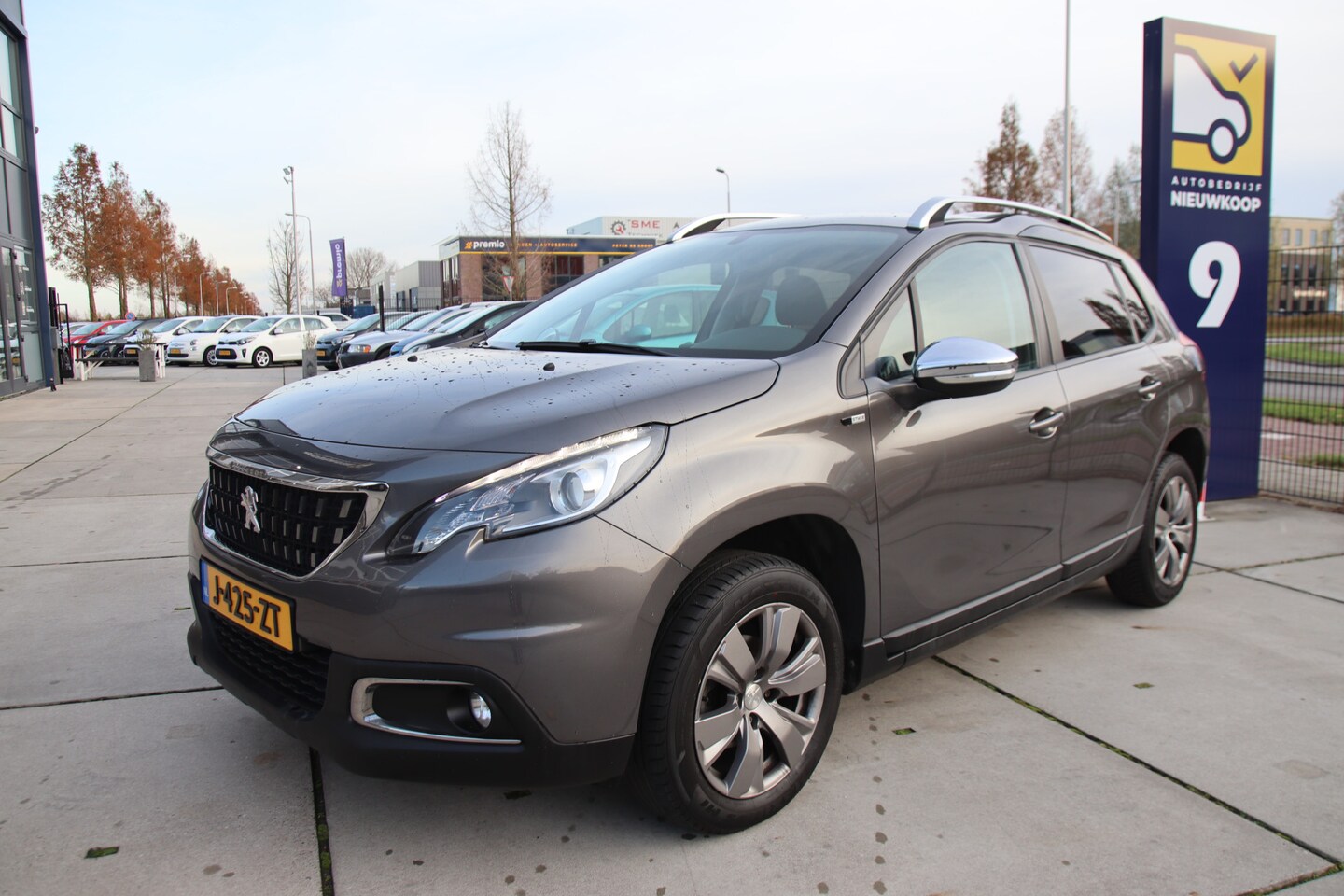 Peugeot 2008 - 1.2 PureTech STYLE Carplay, Cruise, Trekhaak, dealer onderhouden WINTERSALE! - AutoWereld.nl