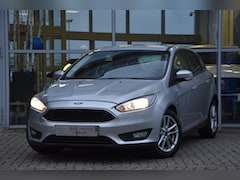 Ford Focus - 1.0 Lease Edition Airco Nav. Pdc Nieuwe Riem