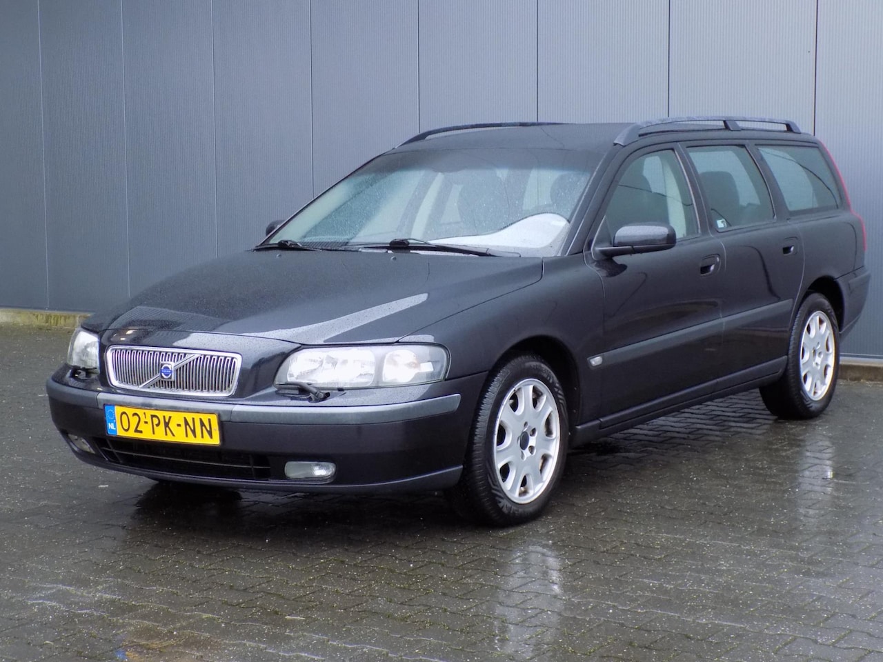 Volvo V70 - 2.4 Comfort Line 2.4 Comfort Line - AutoWereld.nl