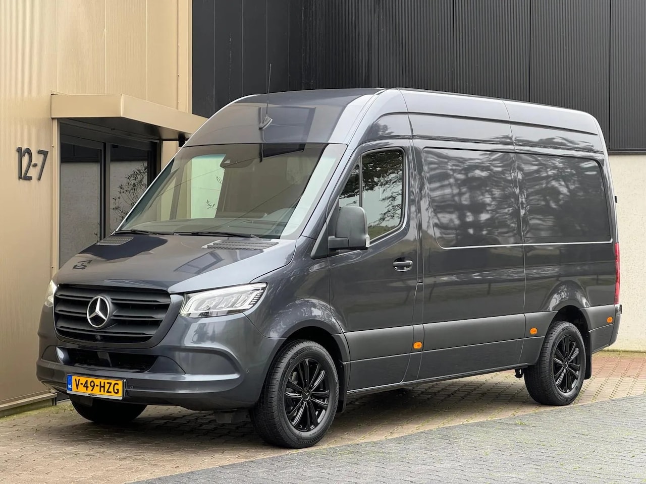 Mercedes-Benz Sprinter - 316 CDI L2H2 LED|360cam|MBUX 10.25'' - AutoWereld.nl