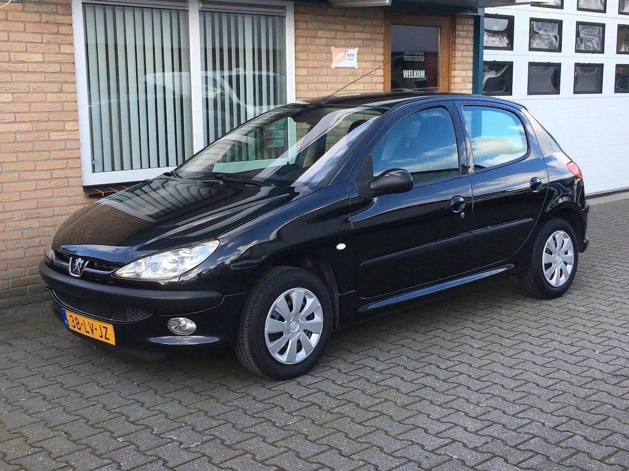 Peugeot 206 - 1.4 Gentry 5-deurs Airco - AutoWereld.nl