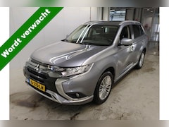 Mitsubishi Outlander - 2.4 PHEV Pure+ NL AUTO | CAMERA | CARPLAY | STOELVERW |