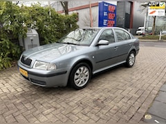 Skoda Octavia - 2.0 Rider Automaat met 129964 dkm Airco Cruise Control