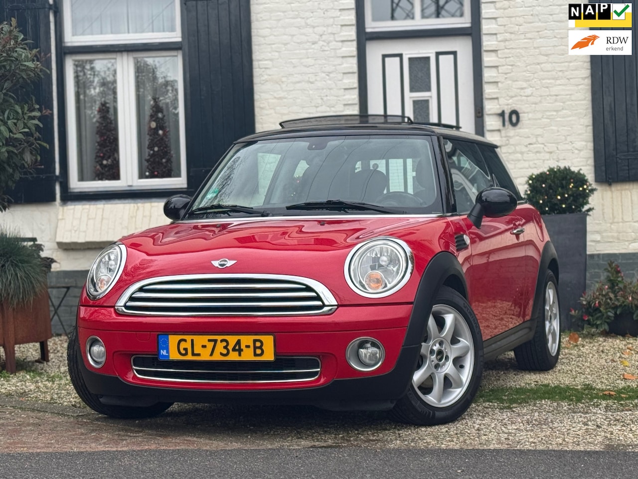 MINI Cooper - Mini 1.6 Cooper|Pano|Stoelverwarming|6-Bak|Goed onderhouden| - AutoWereld.nl