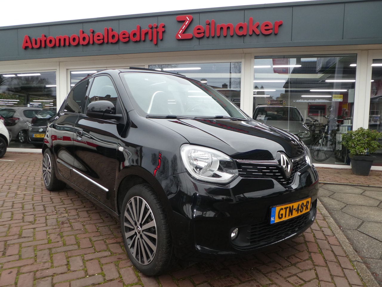 Renault Twingo - 0.9 TCe Intens Automaat, Open dak, Airco, Android Auto, Carplay, LM Velgen - AutoWereld.nl