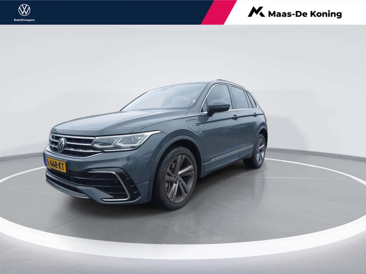 Volkswagen Tiguan - 1.4 TSI eHybrid R-Line Business+ l Wegklapbare trekhaak l Side Assist l Stoel & Stuurverwa - AutoWereld.nl