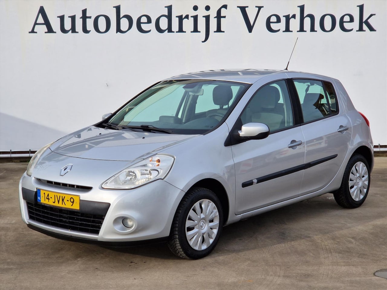 Renault Clio - 5drs 1.2 Sélection | Navi | Cruise control | - AutoWereld.nl